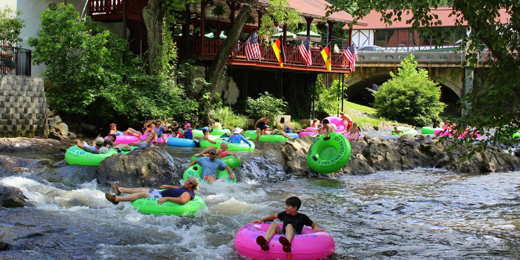 2020-river-tubing-trip